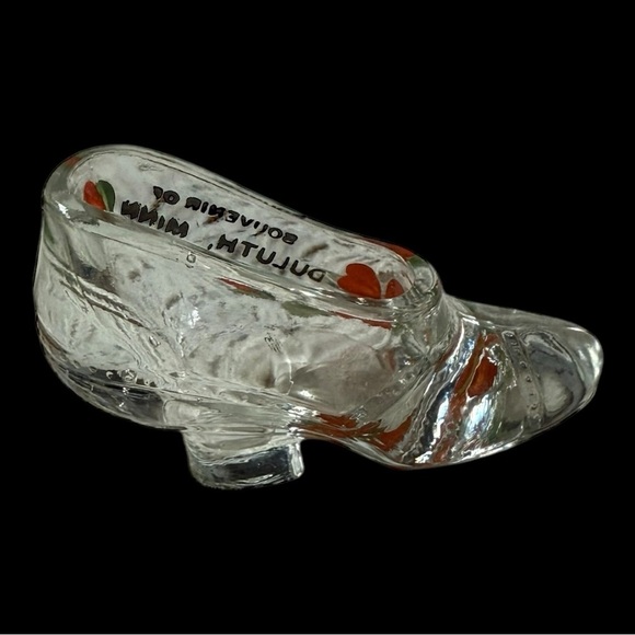 Clear Crystal Glass Souvenir Duluth Minnesota- Shoes of Glass Collection - Picture 3 of 5